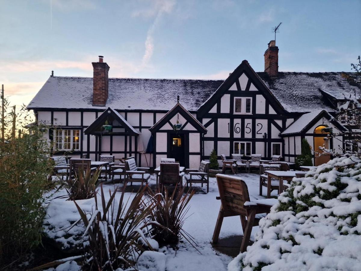White Lion Hotel Crewe Extérieur photo